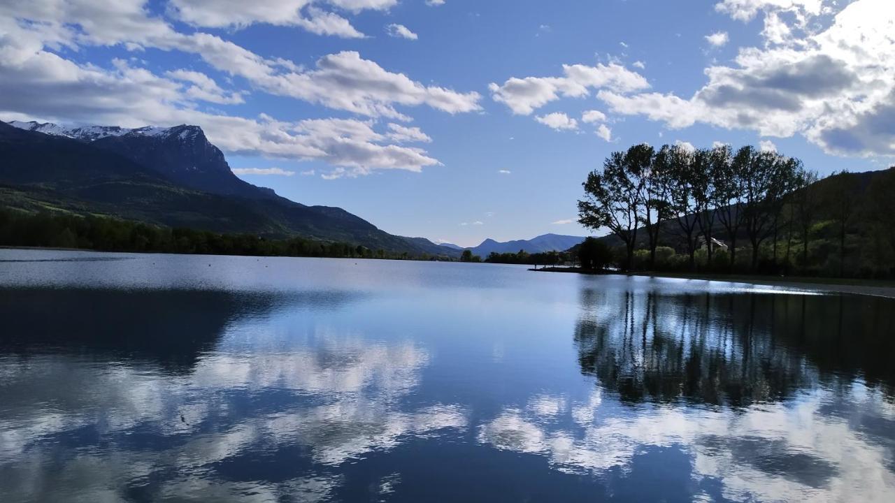 Appartement Agreable A Deux Pas Du Plan D'Eau Embrun Exteriör bild
