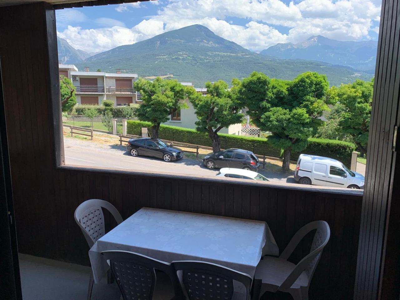 Appartement Agreable A Deux Pas Du Plan D'Eau Embrun Exteriör bild