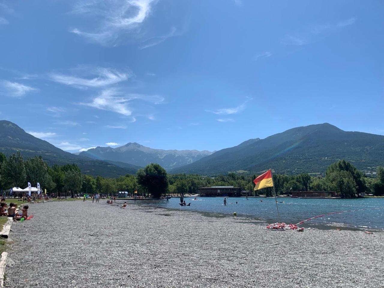 Appartement Agreable A Deux Pas Du Plan D'Eau Embrun Exteriör bild